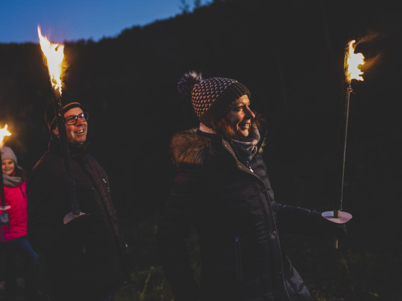 Fackelwanderung mit Glühweinverkostung am Weingut Monika Bähr