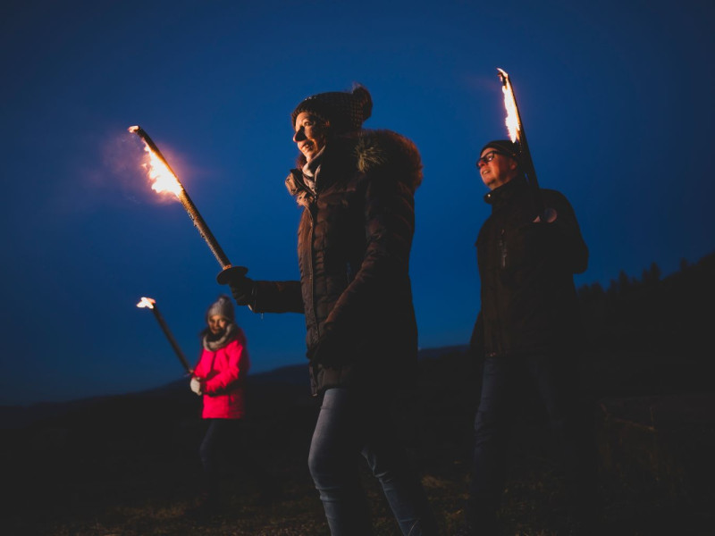 Fackelwanderung durch die Reben